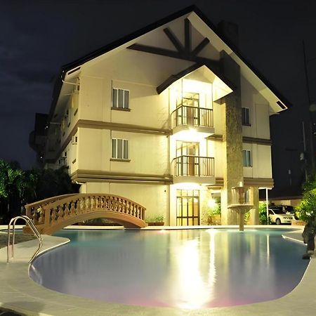 Chocolate And Berries Hotel Baliuag Kültér fotó