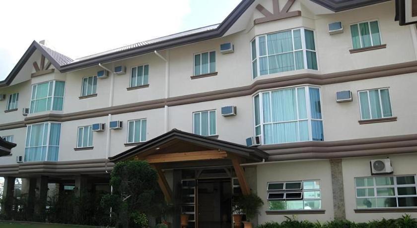 Chocolate And Berries Hotel Baliuag Kültér fotó